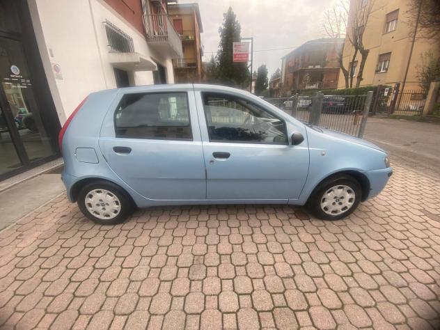 Fiat Punto 1.2 KM 126.000 Si Neopatentati - Foto 7