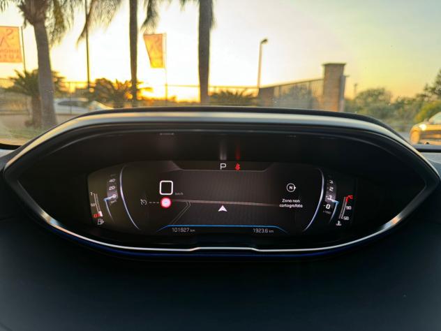 Peugeot 3008 BlueHDi 130 S&S EAT8 Allure Pelle/Led - Foto 5