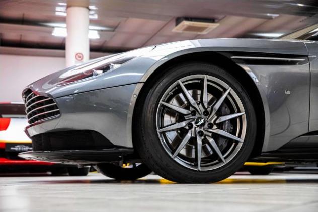 ASTON MARTIN DB11 V12 AMR PACK|BANG&OLUFSEN|360°CAMERA|CARBON PACK rif. 23809568 - Foto 8