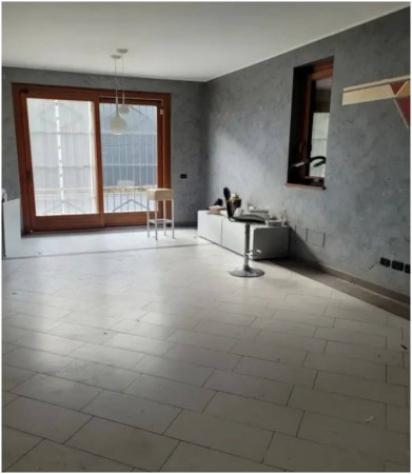 Immobile in asta di 419 m², box auto doppio in vendita a Bregnano - Foto 5