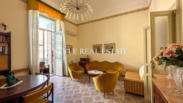 ZONA UMBERTINA IN PALAZZO STILE LIBERTY APPARTAMENTO E DEPANDANCE - Foto 5