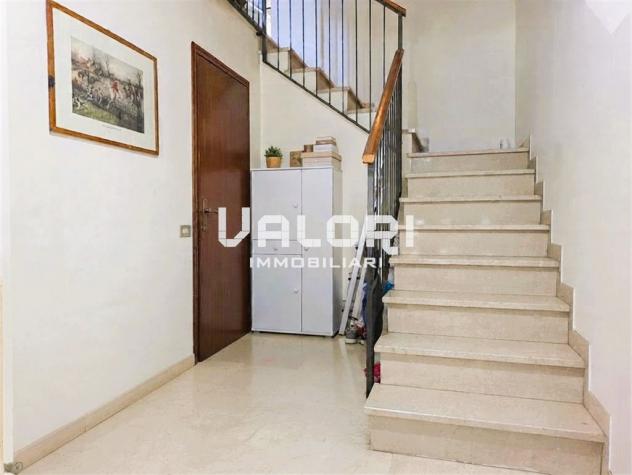 Villetta a schiera con SALA, CUCINA, 3C, 2B, 2 BALCONI, PICCOLA CORTE - Foto 3