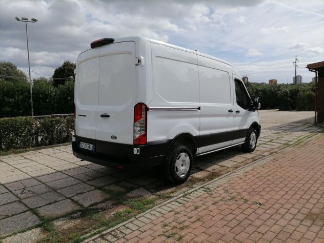 Ford Transit 350 fwd 2.0 ecoblue 130cv trend L2H2 - Foto 2