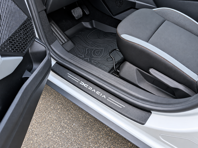 Dacia Bigster Bigster Full Hybrid 155cv - Foto 8