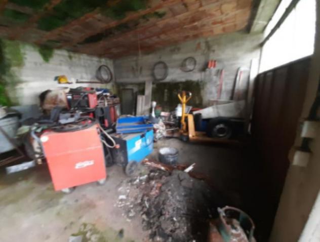 Immobile in asta di 372 m² con più di 5 locali e box auto in vendita a Caltrano - Foto 10