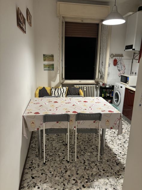 STANZA MATRIMONIALE ZONA CITTADELLA - Foto 2