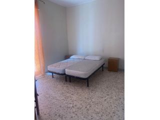 Stanza in appartamento in affitto a Catania