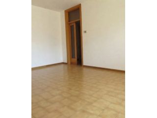 4126 Tricamere biservizi non arredato zona ospedale