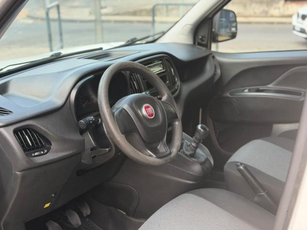 FIAT Doblò 1.6 Mjt 16v 120cv LOUNGE MAXI - Foto 5