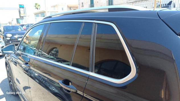 Volkswagen Tiguan 1.6 TDI R-LINE TETTO APRIBILE - Foto 10