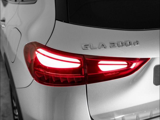 Mercedes-Benz GLA GLA 200 d Automatic - Foto 8