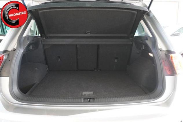 VOLKSWAGEN Tiguan 2.0 TDI SCR DSG Business BlueMotion Technology rif. 23669375 - Foto 4