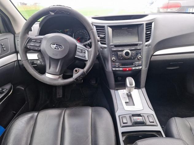 Subaru OUTBACK 2.0D CVT Exclusive - Foto 9