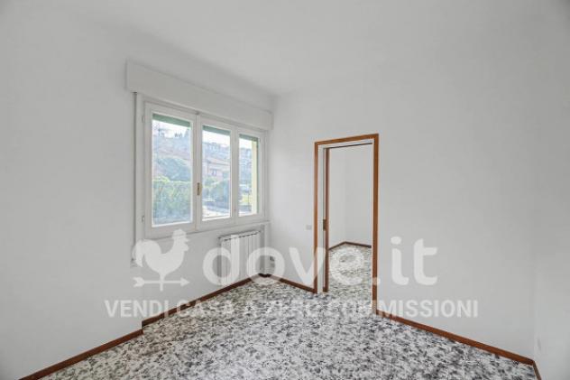 Casa indipendente di 209 m² con 5 locali e box auto doppio in vendita a Laveno-Mombello - Foto 10