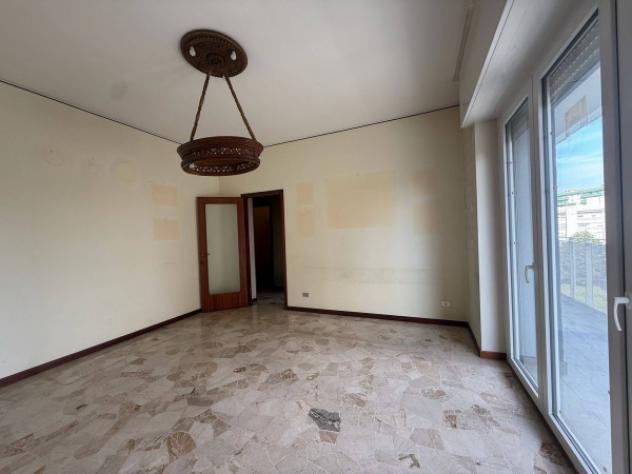 Appartamento di 109 m² con 3 locali e box auto in vendita a Sesto San Giovanni - Foto 3