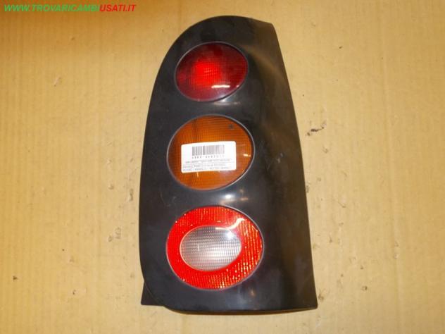 FANALE POST.D.(fino al 02/2002) ROSSO / ARANCIO / ROSSO BIANCO SMART CITY COUPE' / FORTWO (C450)  Parti elettriche  Fanaleria  Fanali  Fanale post. sx
