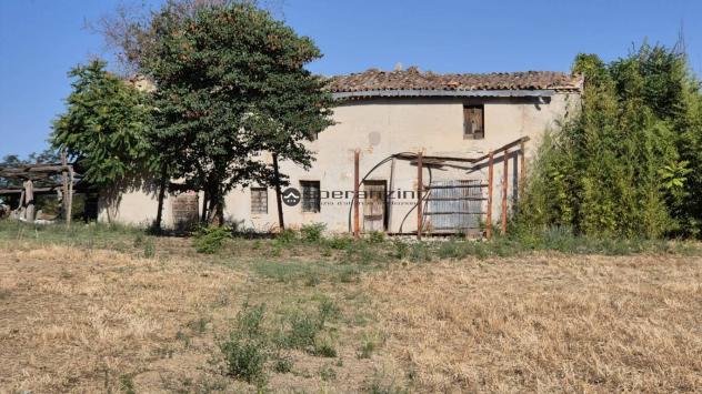 Un angolo di campagna tutto da riscoprire ? colli al metauro, san liberio
immersa nella quiete della campagna marchigiana, questa antica casa colonic - Foto 4