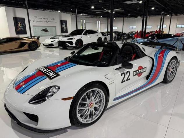 PORSCHE 918 SPYDER WEISSACH V8 652KW(887PS) MARTINI RACING rif. 22737064 - Foto 3