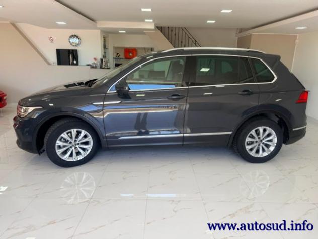 VOLKSWAGEN Tiguan 2.0 TDI SCR Life rif. 23998357 - Foto 4