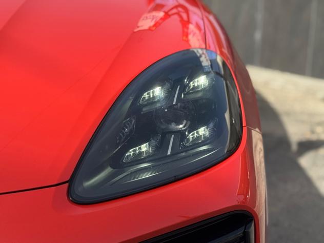 PORSCHE CAYENNE COUPE' TURBO S 4.0 V8 680 CV E-HYBRID LAVA ORANGE FULL IVA - Foto 6