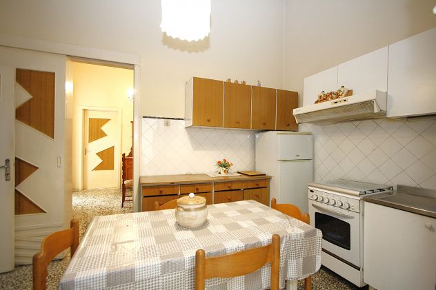 Abitazione indipendente con garage e terrazzo - Foto 6