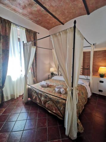Albergo in vendita a Manciano