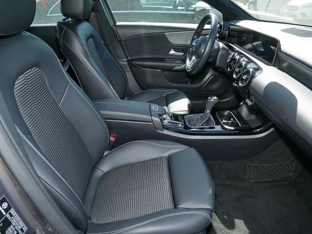 MERCEDES Classe A (W177) A 200 Executive - Foto 6