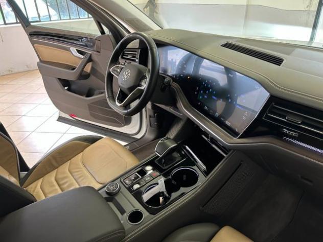 VOLKSWAGEN Touareg 3.0 V6 TDI SCR Elegance rif. 23922002 - Foto 9