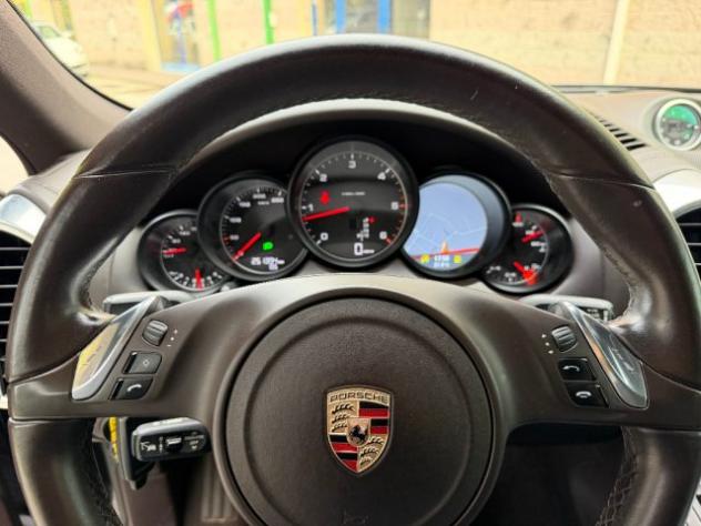 PORSCHE Cayenne 3.0 V6 TDI 245CV TIPTRONIC TETTO PANORAMICO rif. 24180600 - Foto 6