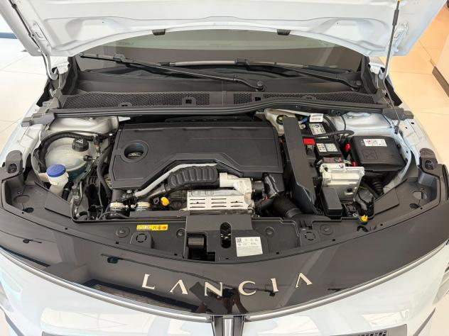 Lancia Ypsilon HF Ibrido 110cv HF Line e-DCT - Foto 7