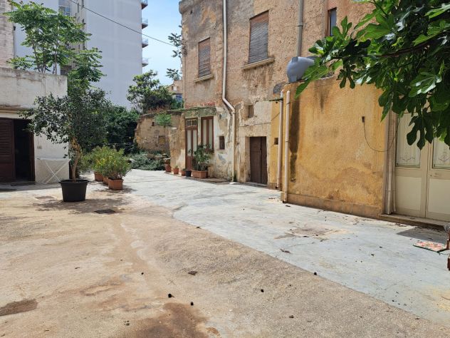 MARSALA CASA AL PIANO TERRA DI 120 MQ AL CENTRO STORICO - Foto 2