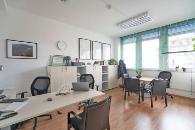 Palazzo / Stabile di 3280 m² con più di 5 locali in vendita a Milano - Foto 17