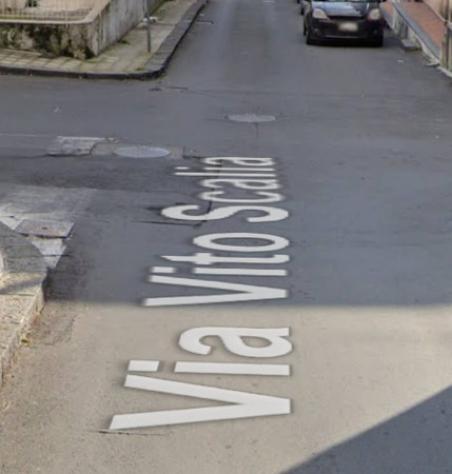 Immobile in asta di 100 m², box auto in vendita a Tremestieri Etneo - Foto 8