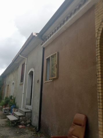 AMPIO TERRENO DI 8.000 MQ CON CASOLARE DA RISTRUTTURARE - Foto 5
