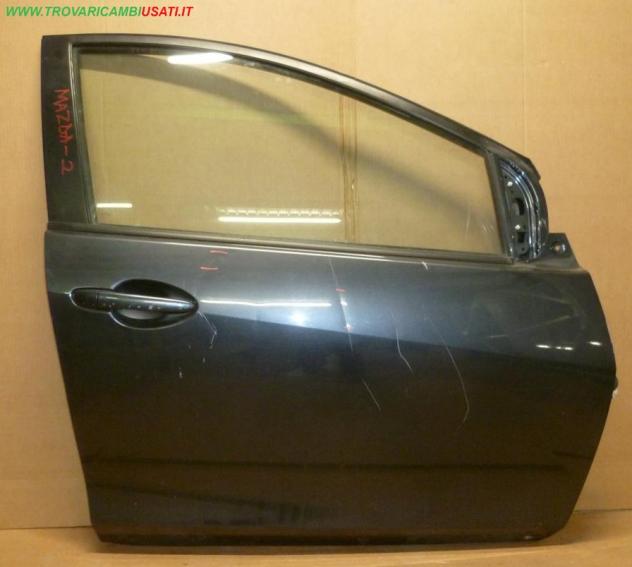 PORTA ANT. D. GRIGIO SCURO MET. CON/ALZ. E SERR. (3 Bulli - Br.t.)  Carrozzeria  Lamierati esterni  Porte  Porta ant. dx. MAZDA - 2 - 01-02-2011 - 01-