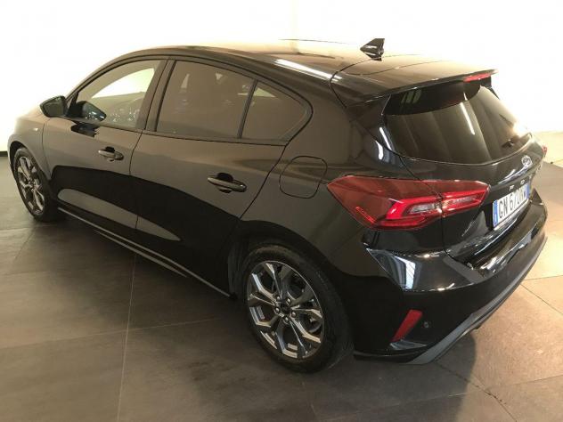 FORD Focus 1.0 EcoBoost Hybrid 125CV 5p.ST-LINE - Foto 6