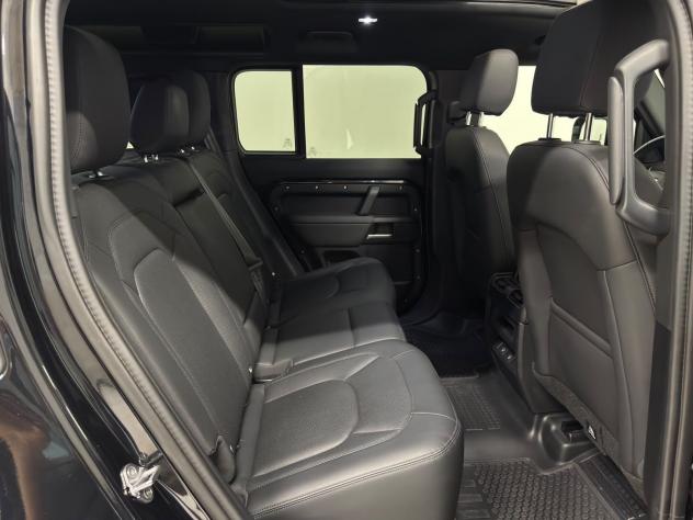 Land Rover Defender 3.0D I6 200 110 X-Dynamic SE AWD auto. - Foto 5
