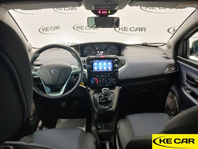 Lancia Ypsilon 1.0 FireFly 70cv Hybrid Platino - Foto 9