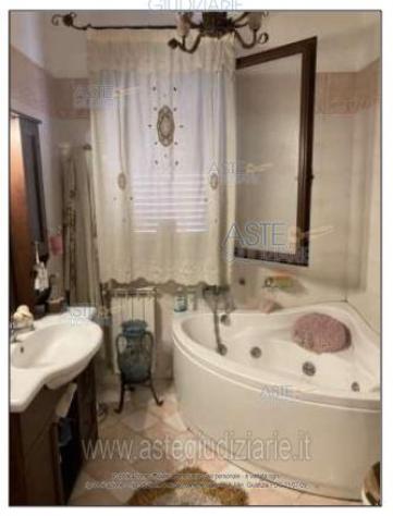 IMMOBILI-IMMOBILE RESIDENZIALE-Via Brescia 198/b - Foto 6