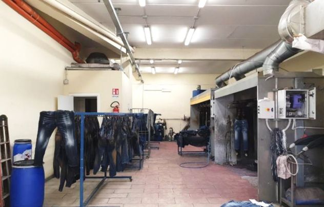 Locale ad uso artigianale nel "condominio Elettra" - Foto 8