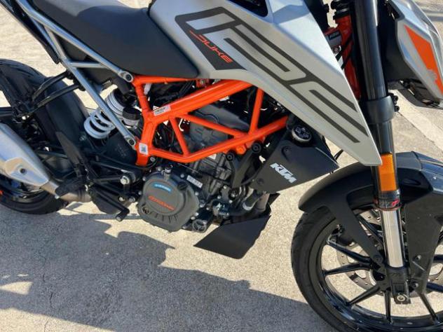 KTM 125 Duke DUKE 125 rif. 22818516 - Foto 10