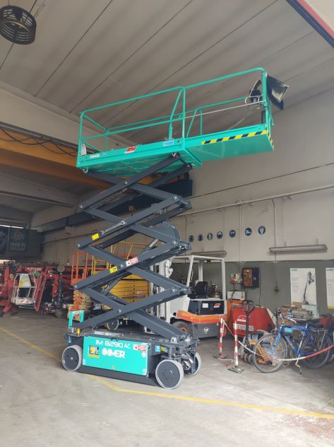 Piattaforma aerea verticale elettrica Imer Iteco IM8290AC - Foto 2