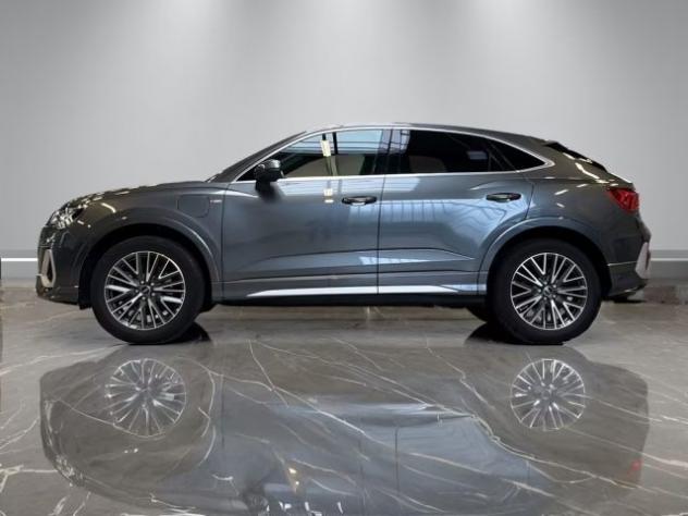 AUDI Q3 SPB 45 TFSIe S tronic S line SLine rif. 23003076 - Foto 5