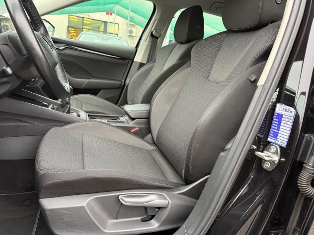 Skoda Octavia 2.0 TDI EVO SCR Wagon Executive - Foto 8