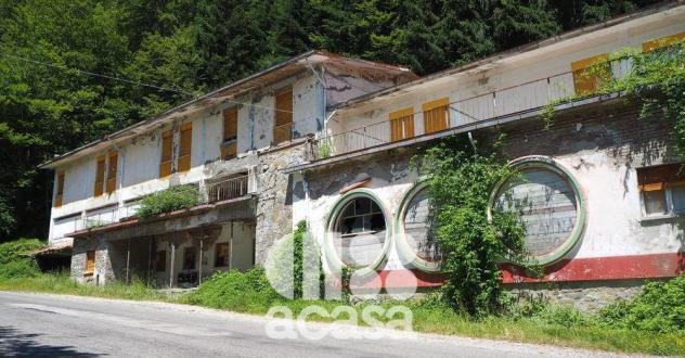 IMMOBILE COMMERCIALE DA RISTRUTTURARE - Foto 2