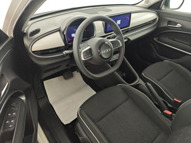 FIAT 600 Hybrid 110 CV DCT MHEV - Foto 9