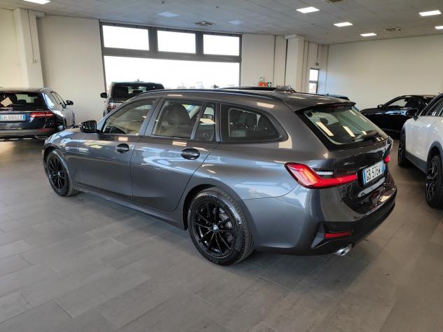 BMW Serie 3 320d 48V xDrive Touring Bus.Adv. Navi Fari LED - Foto 9