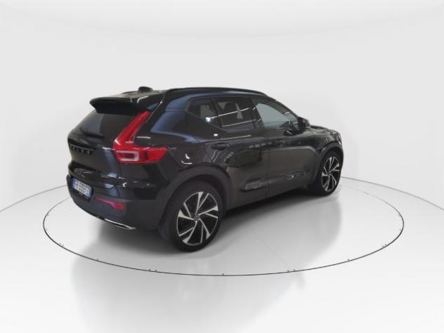 VOLVO XC40 D3 Geartronic R-design rif. 23692858 - Foto 2