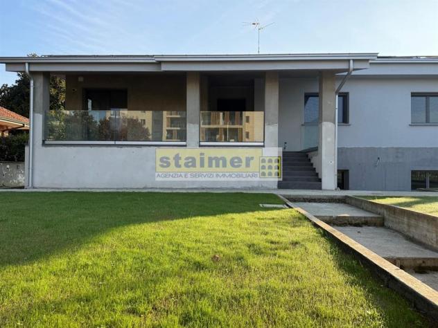 Splendida villa con ampio giardino recentemente ristrutturata. - Foto 2