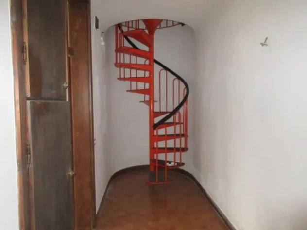 Immobile in asta di 449 m² con più di 5 locali e box auto in vendita a Marostica - Foto 7